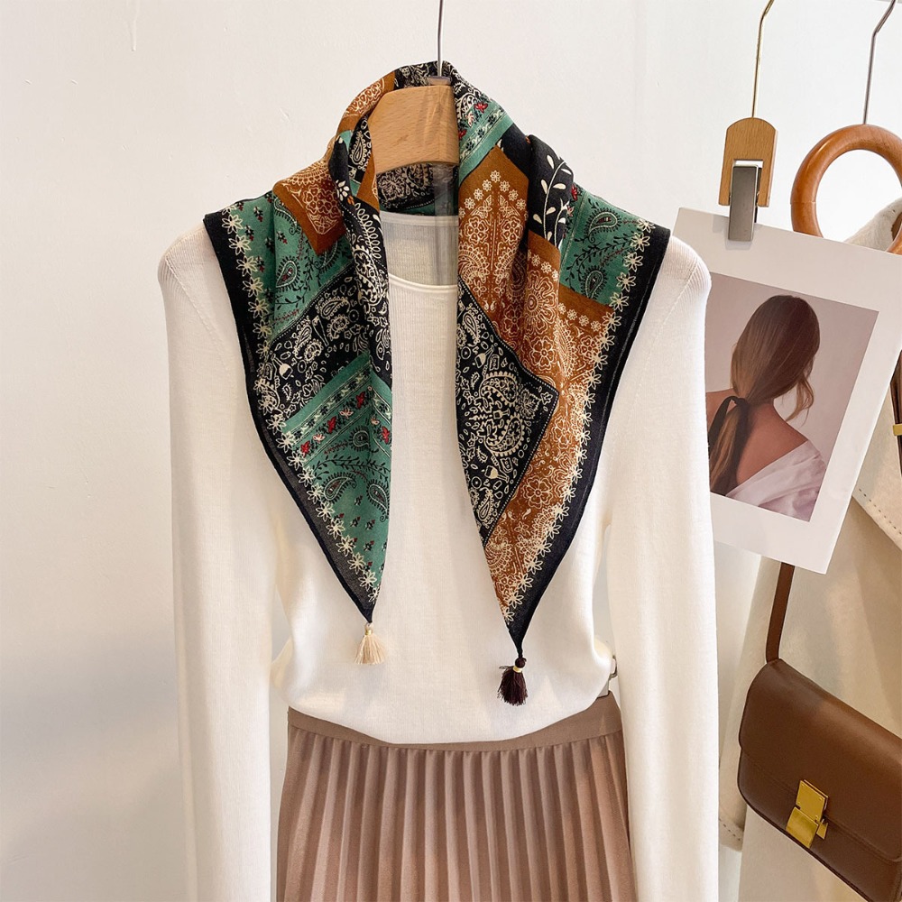 Sciarpa con Nappe da Donna, Qu - Face Scarf Mask recensione e prezzo